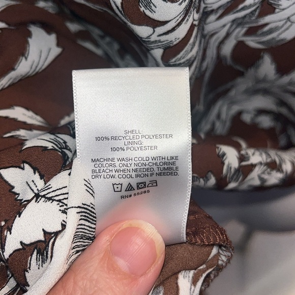 Tops - Picture 3 of 4